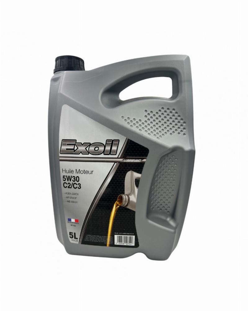 Peinture blanche haute température protégeant un moteur de voiture contre la corrosion et la chaleur